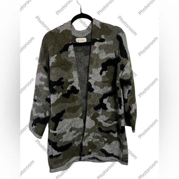 Anthropologie Cammo Sweater Oversized Sz Small - Picture 1 of 10